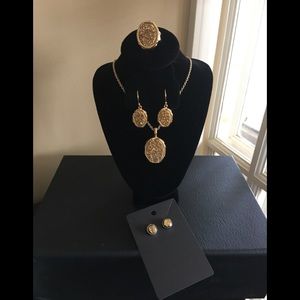 4pc Goldtone over Stainless Steel Set